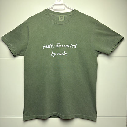 Easily Distracted by Rocks – Vintage Collector Tee
