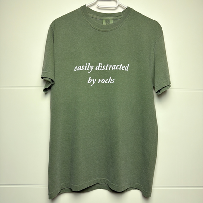 Easily Distracted by Rocks – Vintage Collector Tee