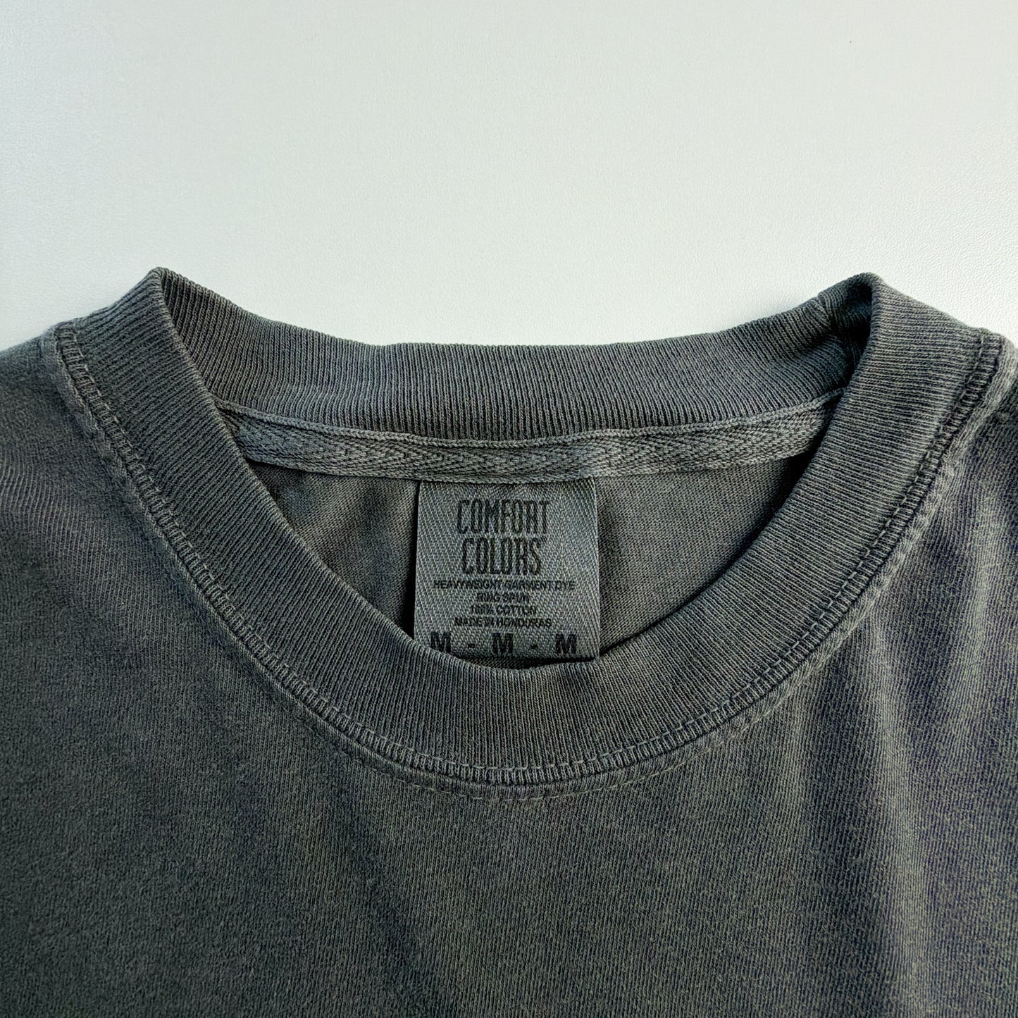Easily Distracted by Rocks – Vintage Collector Tee